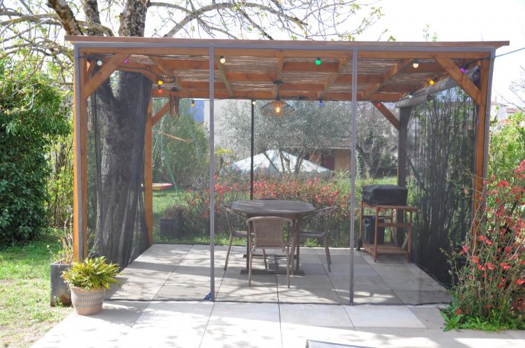 moustiquaire pergola